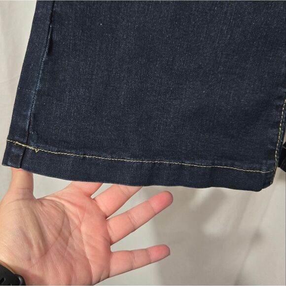 NVfelix Stretchy Flare Leg Dark Wash Jeans NWT - Picture 6 of 14